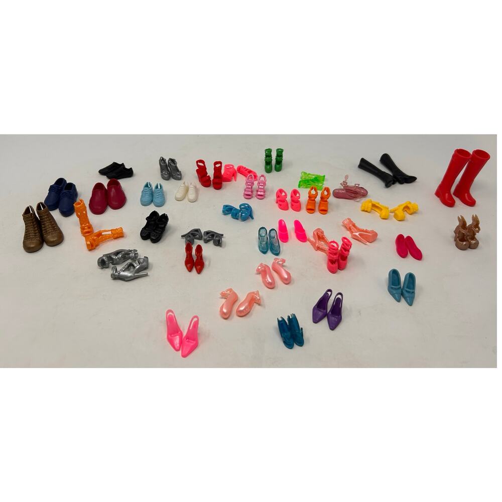 Barbie Fashion Doll Shoe Lot of‎ 36 Boots Sneakers Hi Heels Flats